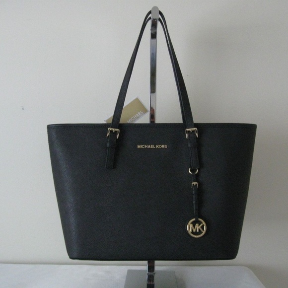 38f7gtvt3l michael kors